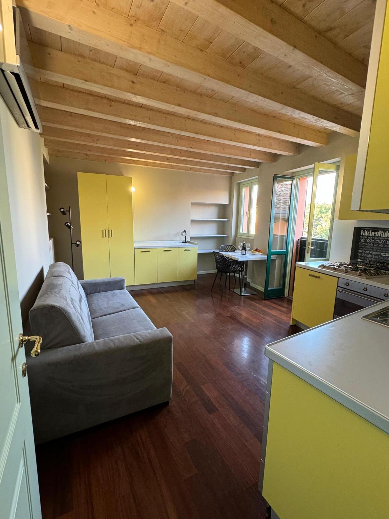 Splendid Apartment Desenzano del Garda Zewnętrze zdjęcie