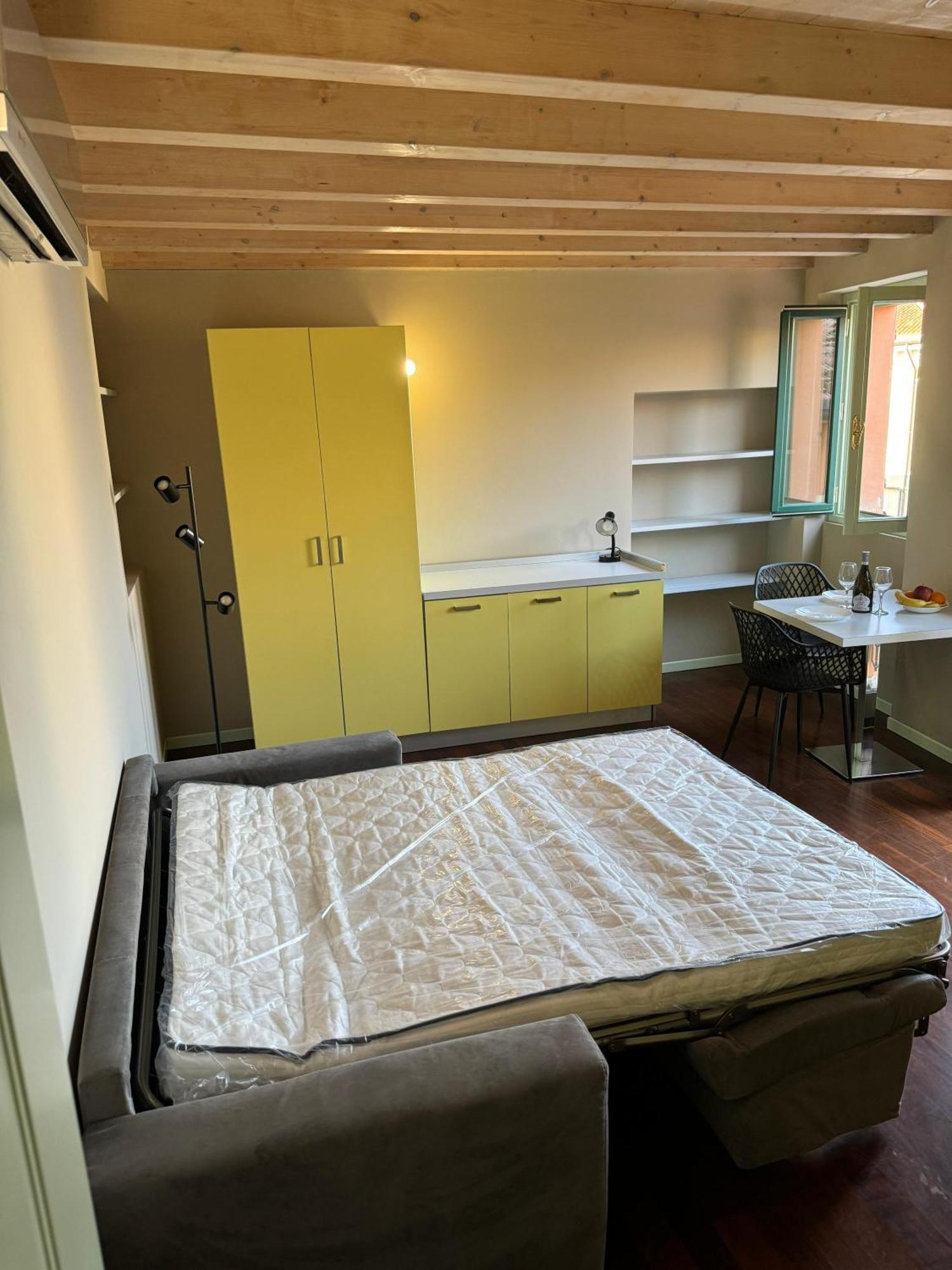 Splendid Apartment Desenzano del Garda Zewnętrze zdjęcie