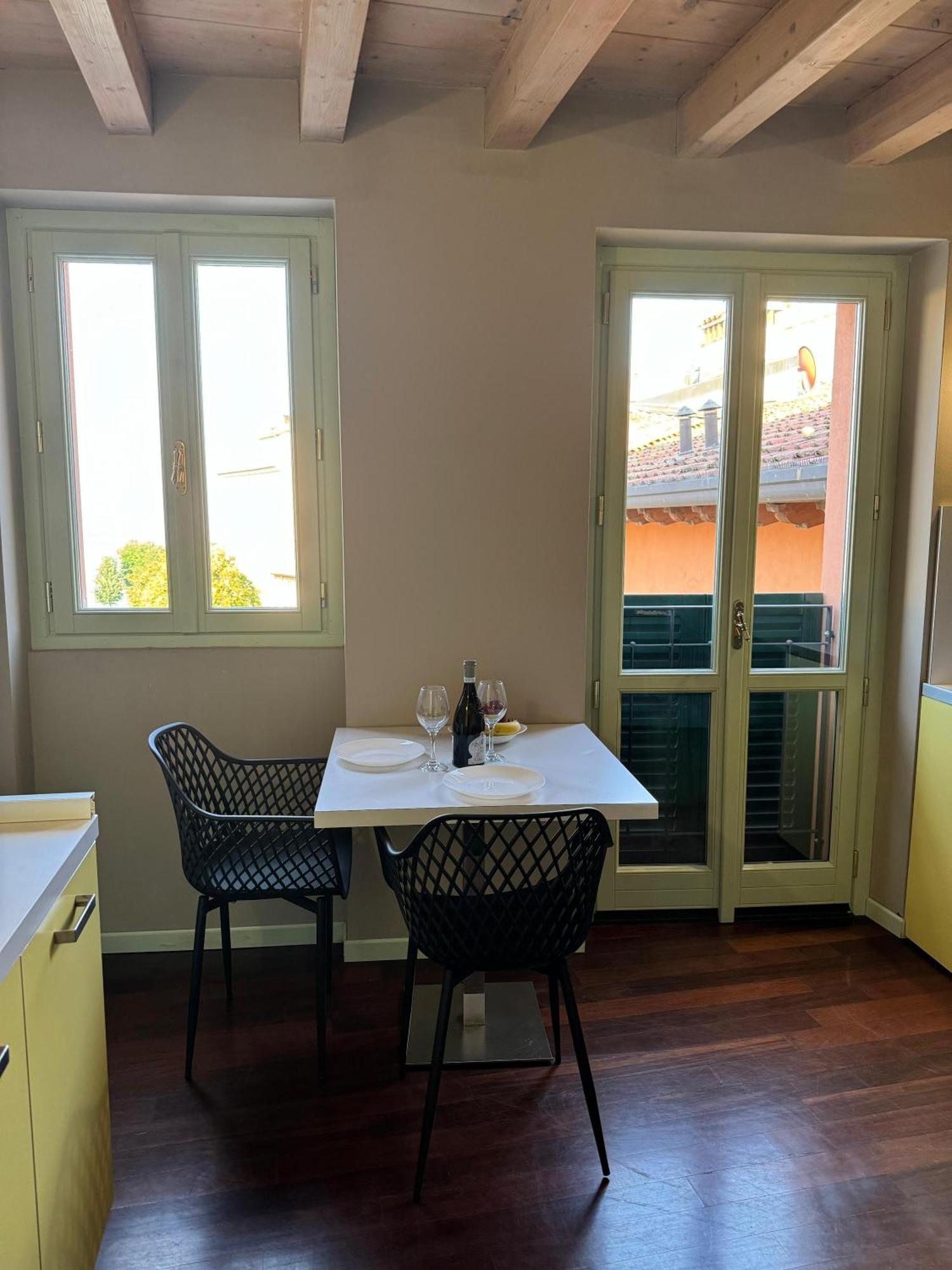 Splendid Apartment Desenzano del Garda Zewnętrze zdjęcie